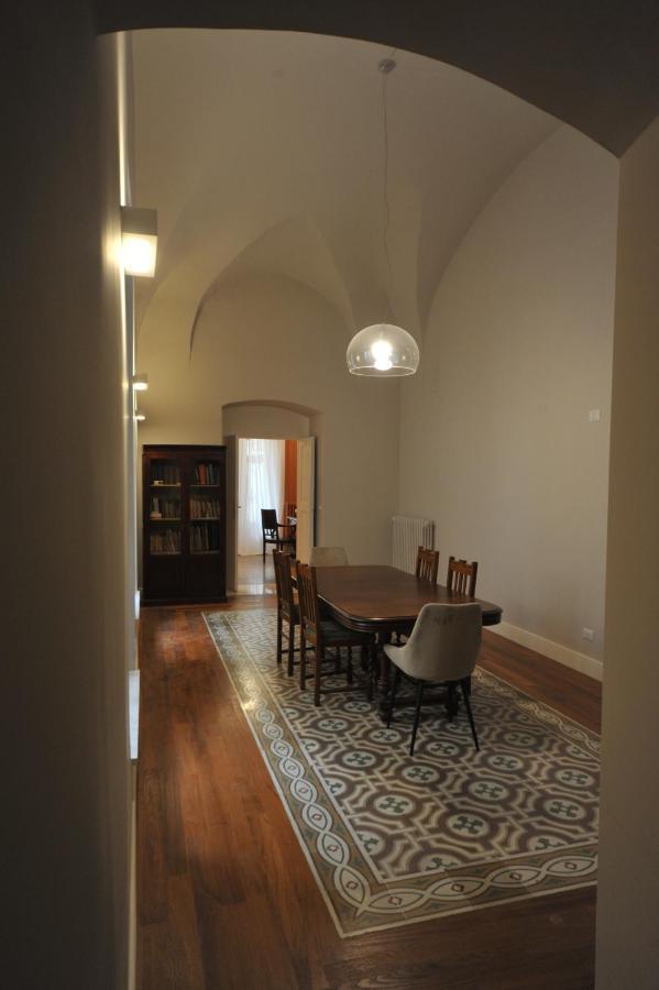 בארי Palazzo Ietri Corso Vittorio Emanuele Rooms מראה חיצוני תמונה