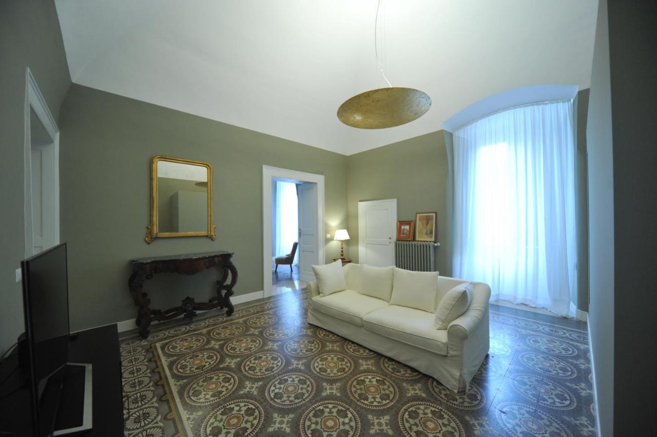 בארי Palazzo Ietri Corso Vittorio Emanuele Rooms מראה חיצוני תמונה