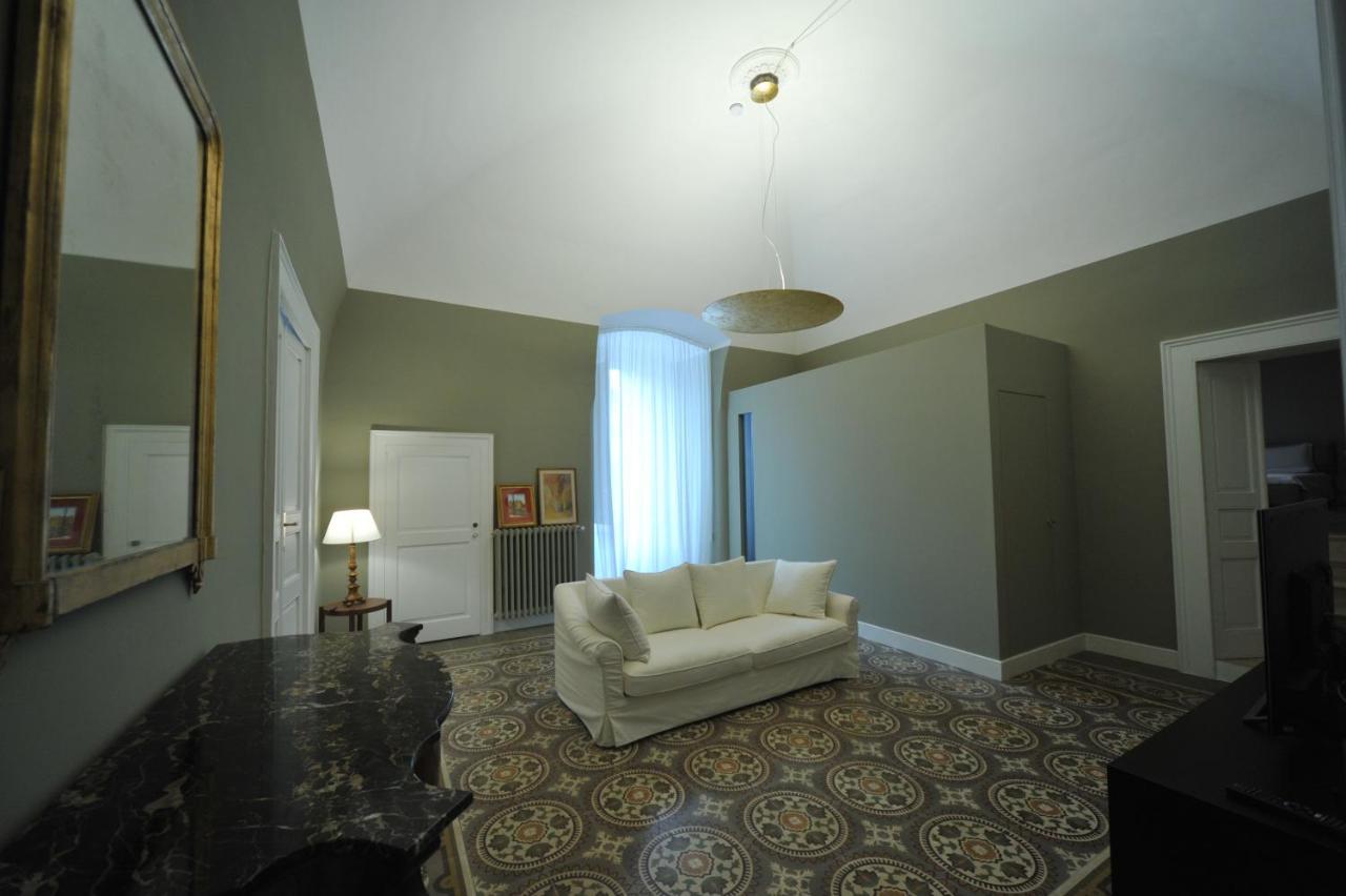 בארי Palazzo Ietri Corso Vittorio Emanuele Rooms מראה חיצוני תמונה
