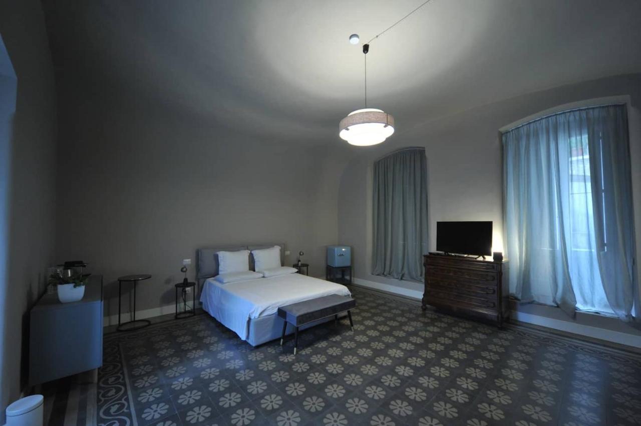 בארי Palazzo Ietri Corso Vittorio Emanuele Rooms מראה חיצוני תמונה